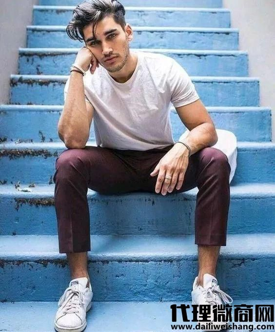 女生西褲搭配什么鞋子好看,最適合配西褲的鞋子